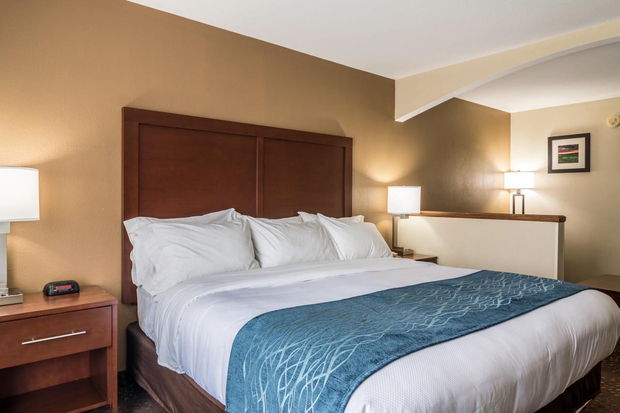 Comfort Inn & Suites - Ганнибал Экстерьер фото